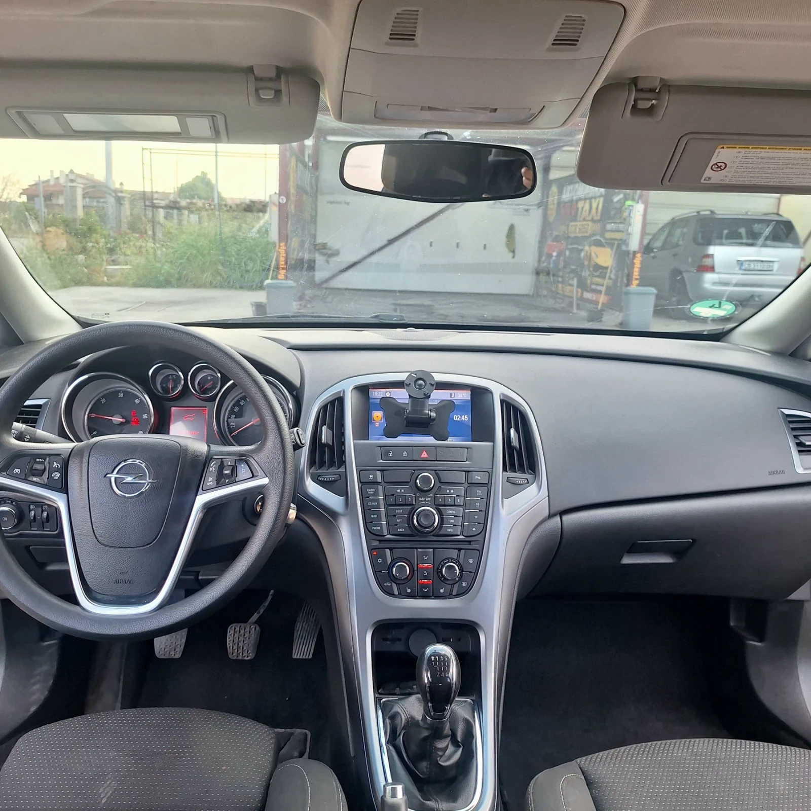 Opel Astra, снимка 12 - Автомобили и джипове - 55661458
