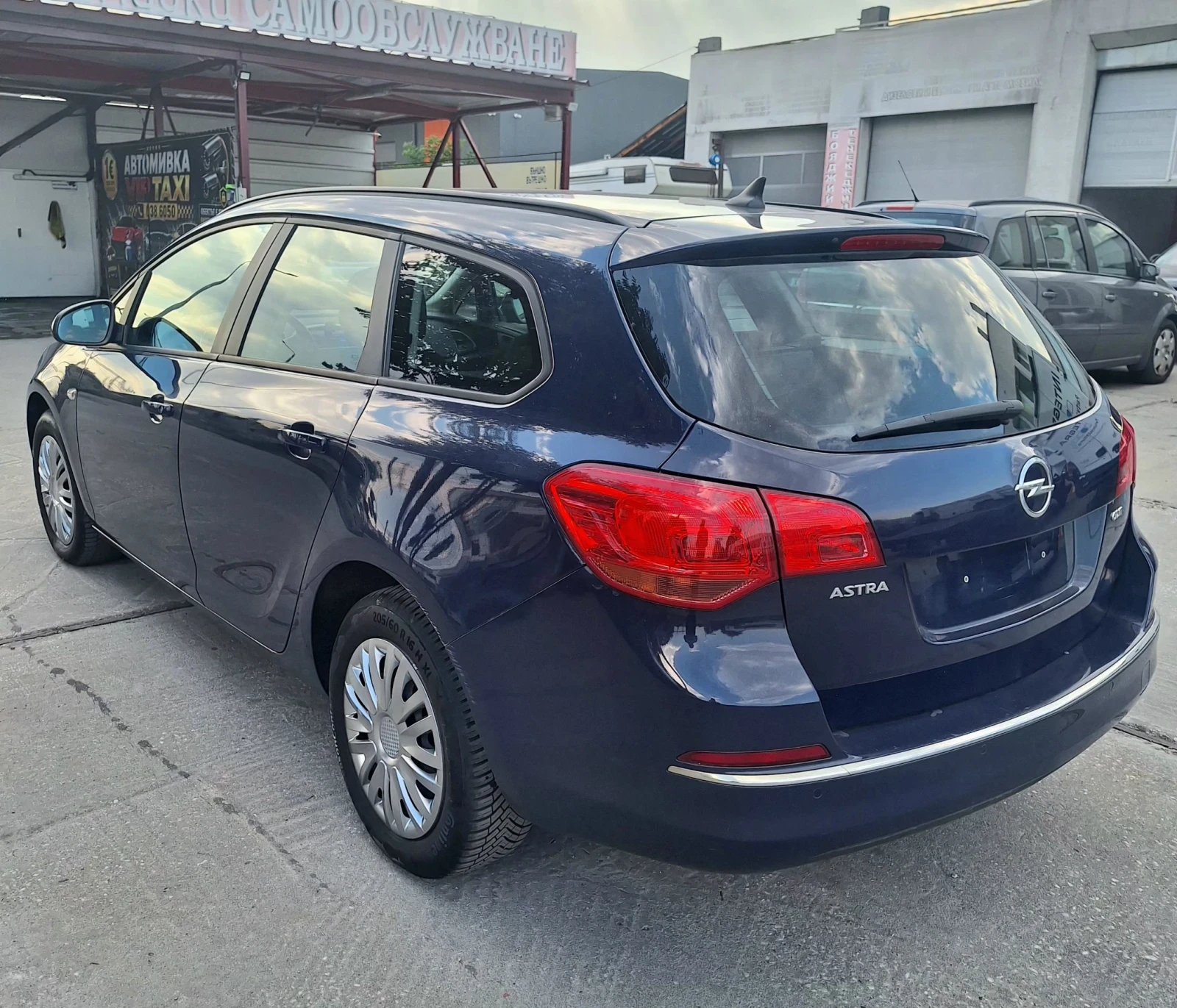 Opel Astra, снимка 5 - Автомобили и джипове - 55661458