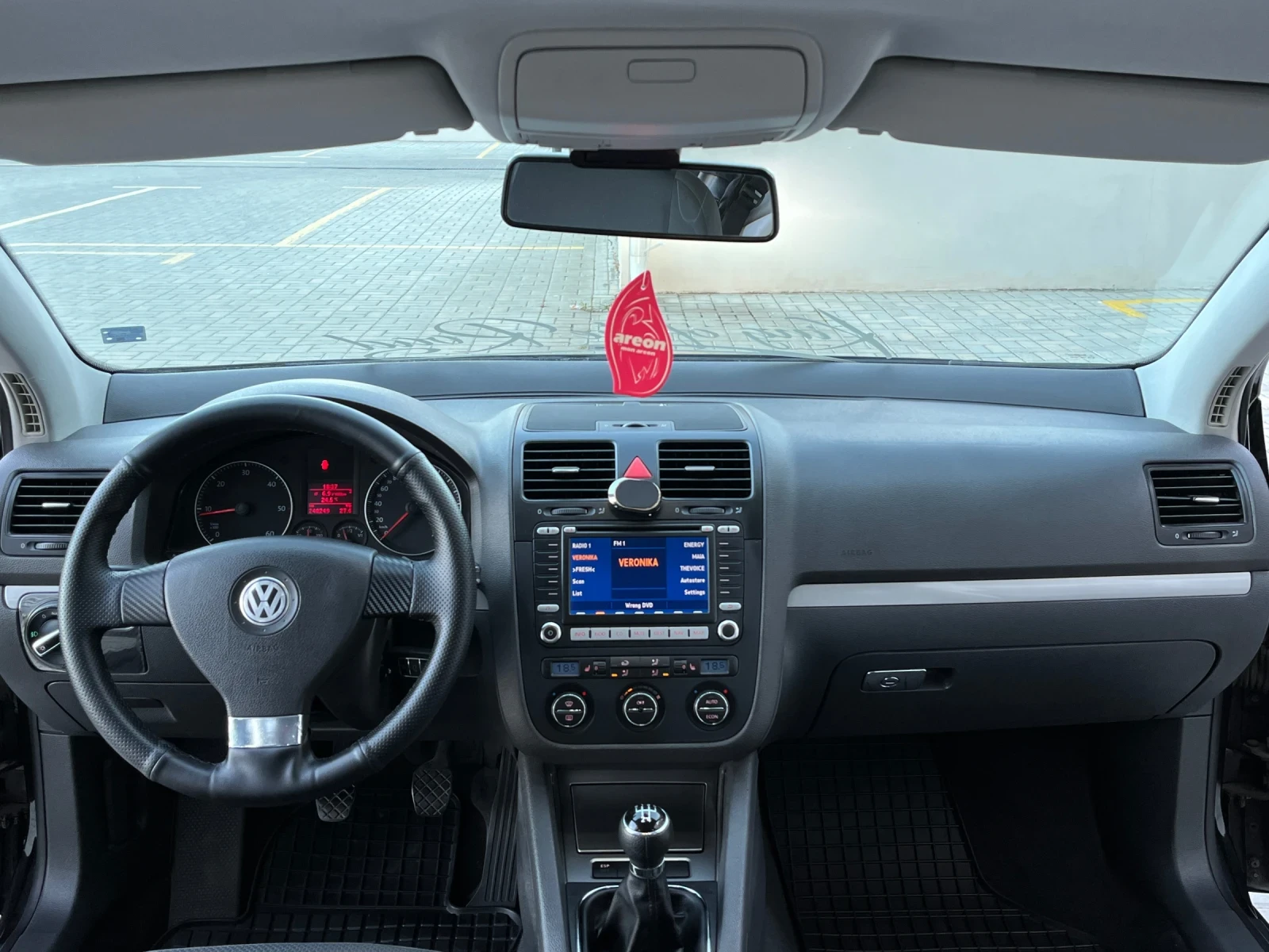 VW Golf 1.9TDI/105/BKC, снимка 11 - Автомобили и джипове - 56133060
