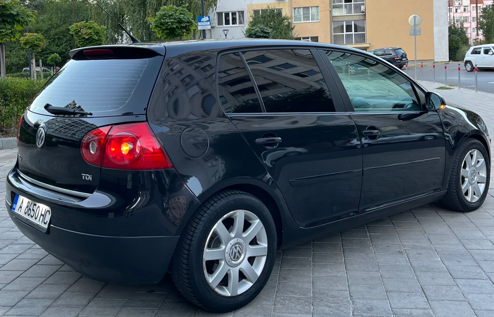 VW Golf 1.9TDI/105/BKC, снимка 6 - Автомобили и джипове - 56133060