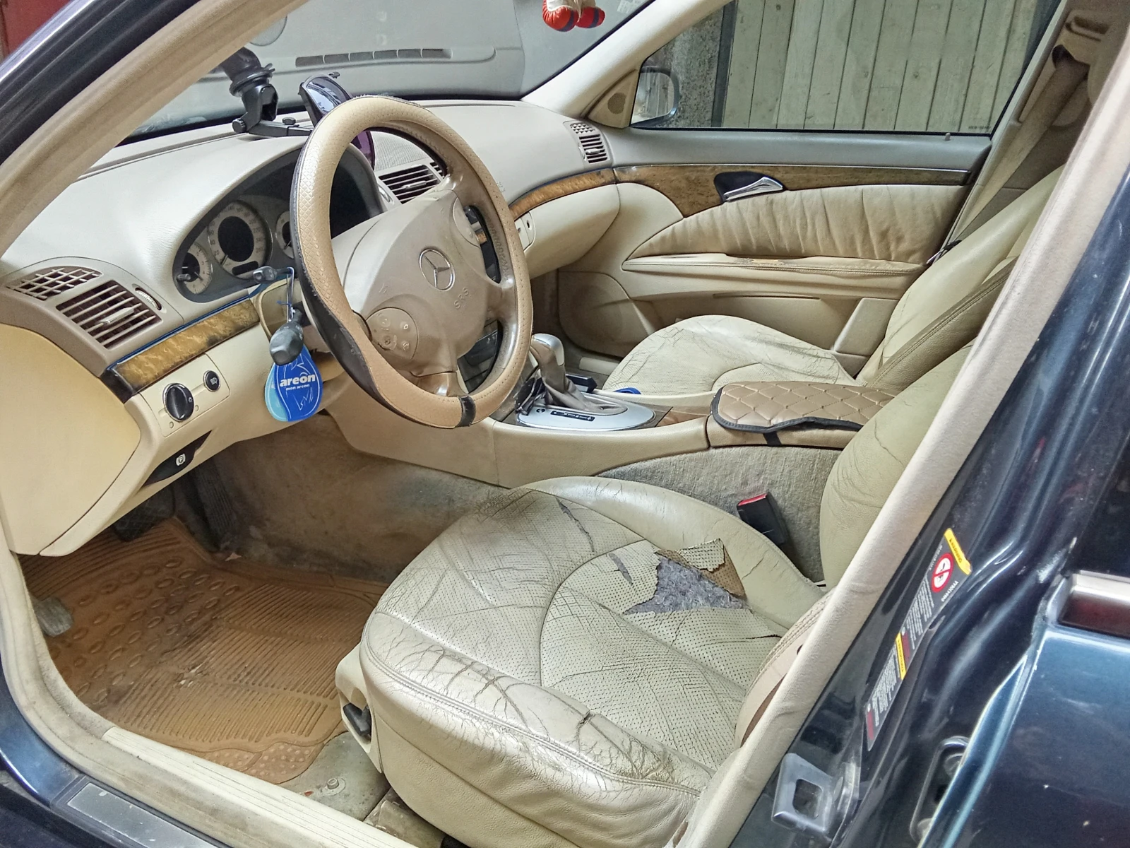 Mercedes-Benz E 270, снимка 7 - Автомобили и джипове - 56170548