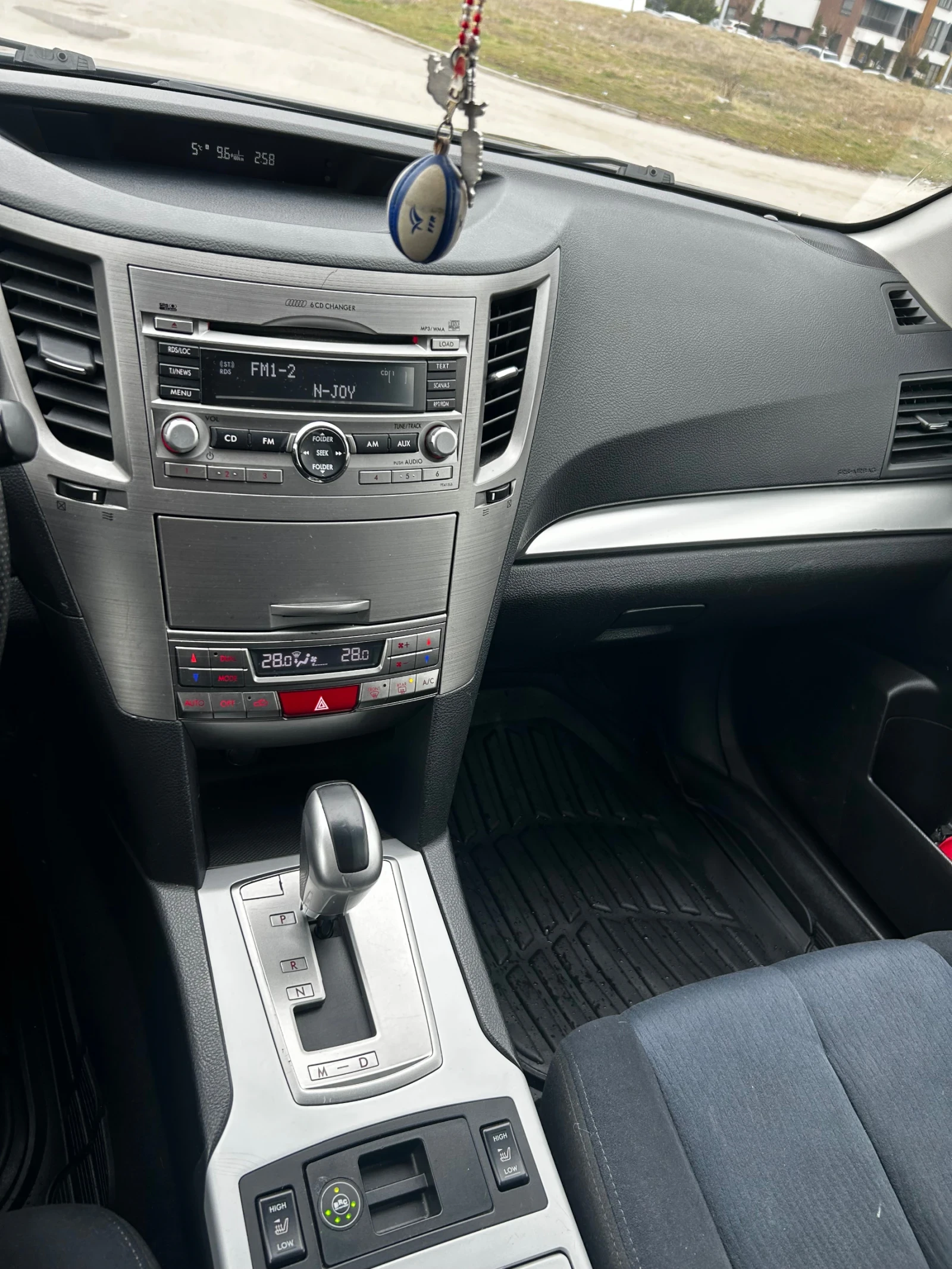 Subaru Outback, снимка 8 - Автомобили и джипове - 56184079
