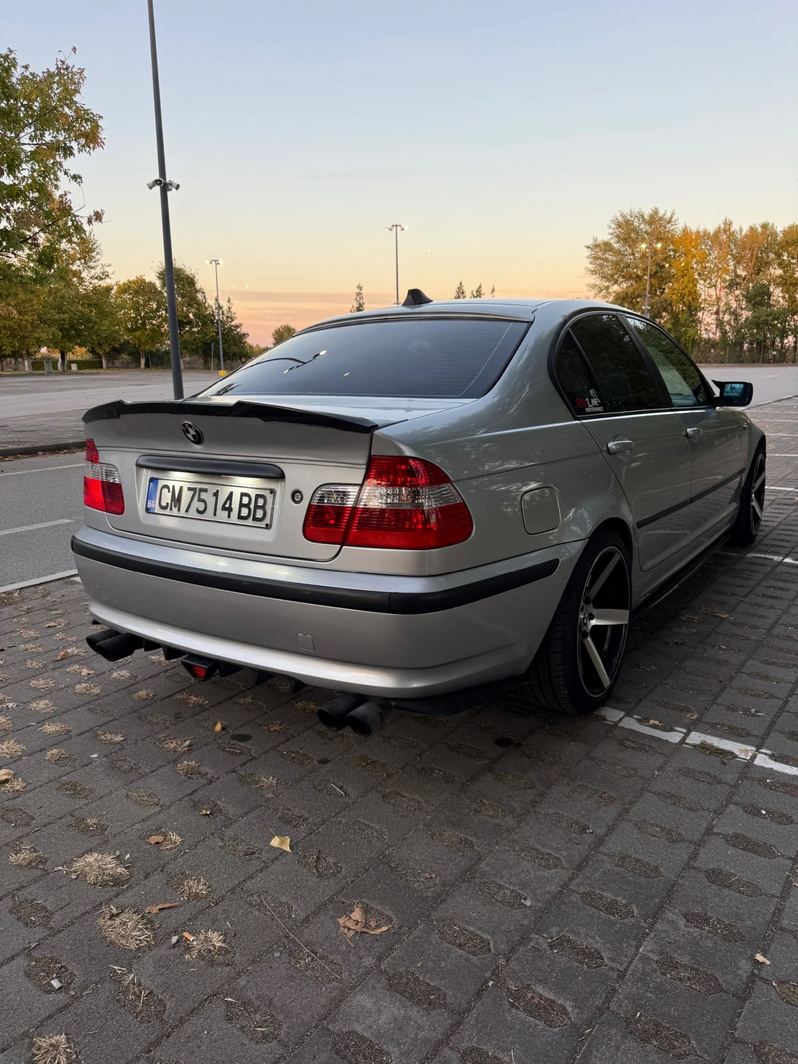 BMW 318 318i, снимка 6 - Автомобили и джипове - 56382451