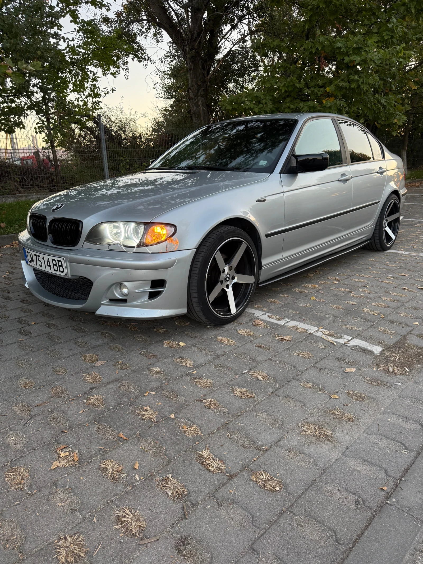 BMW 318 318i, снимка 2 - Автомобили и джипове - 56382451