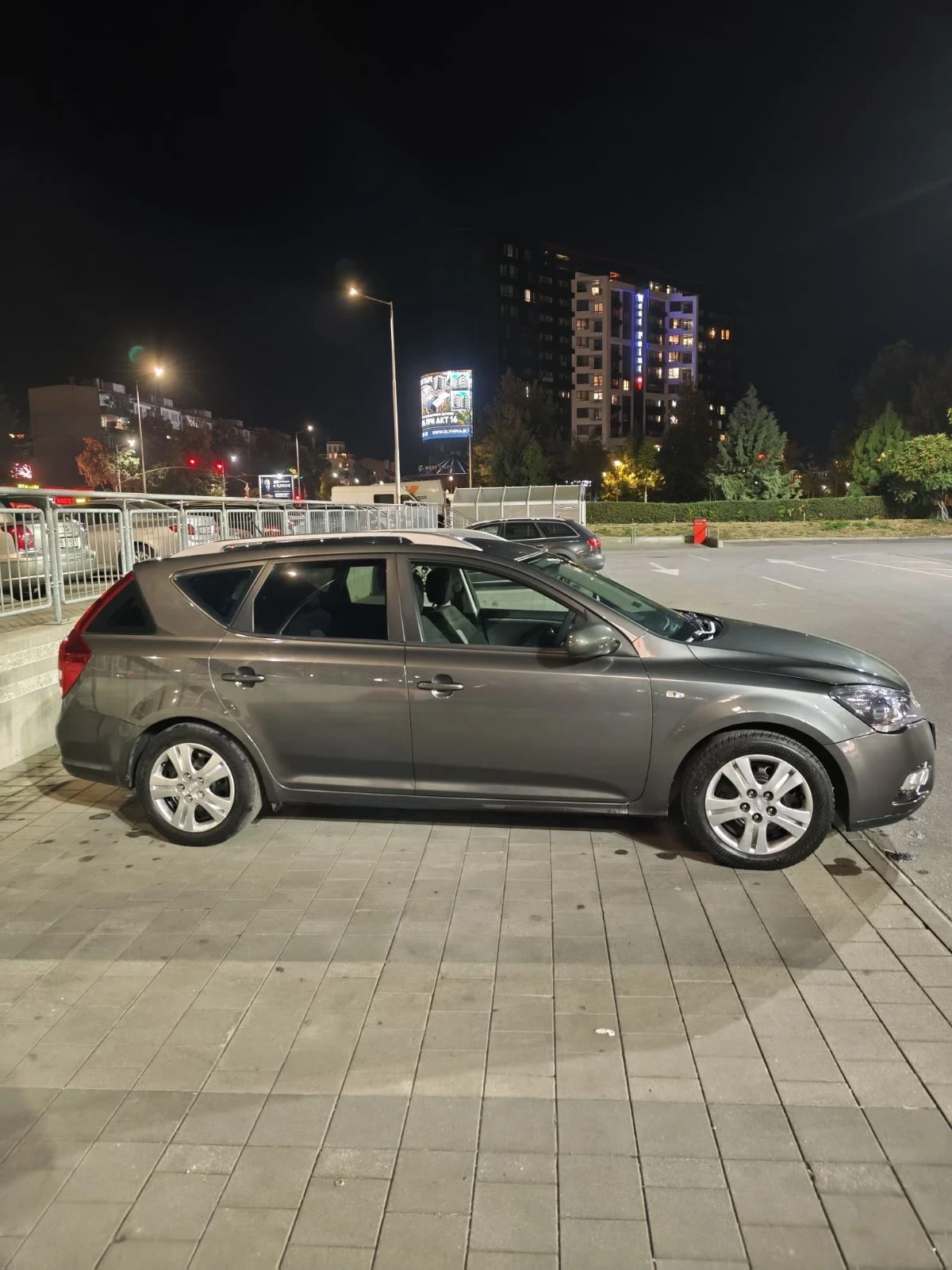 Kia Ceed, снимка 2 - Автомобили и джипове - 56443500