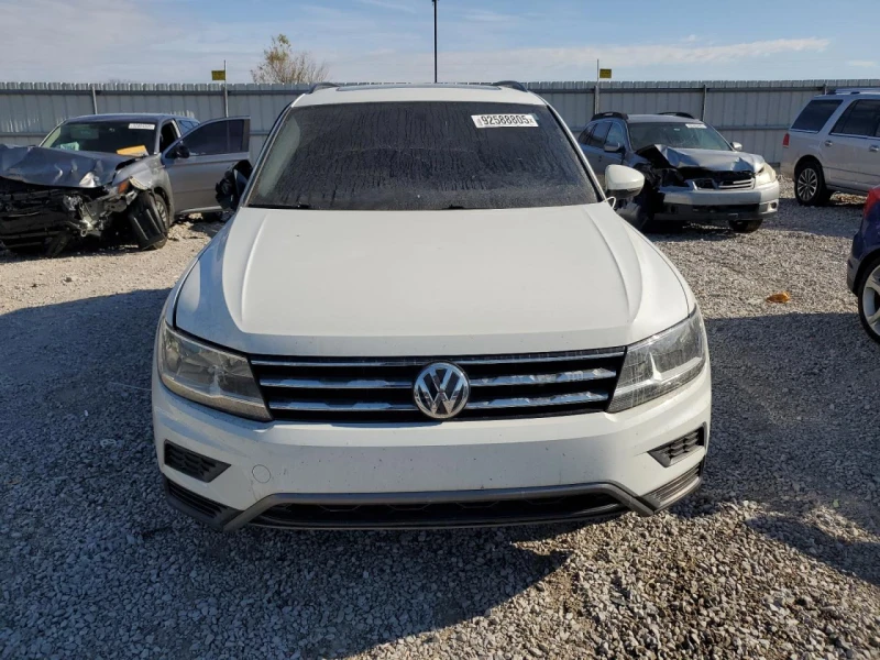VW Tiguan 2.0T SE FWD, снимка 5 - Автомобили и джипове - 53278159
