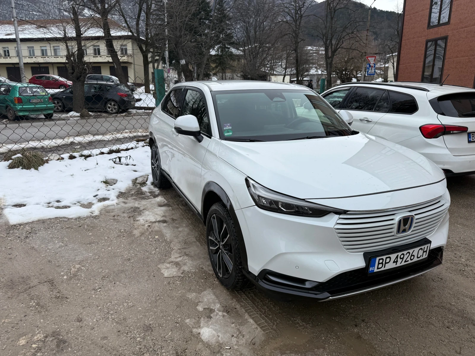 Honda Hr-v he-v, снимка 8 - Автомобили и джипове - 53595710