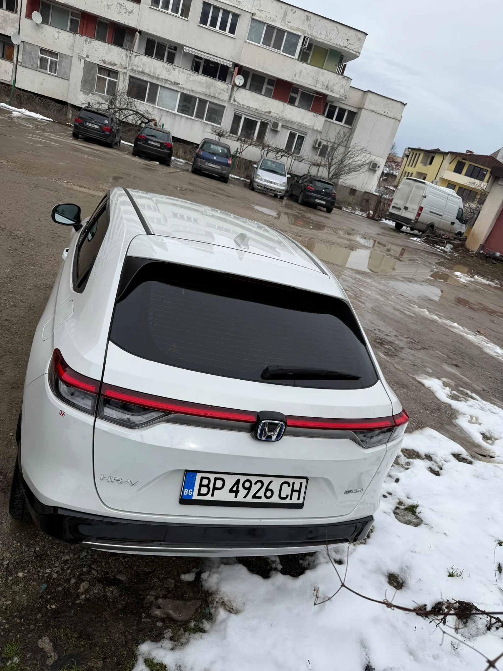 Honda Hr-v he-v, снимка 12 - Автомобили и джипове - 53595710