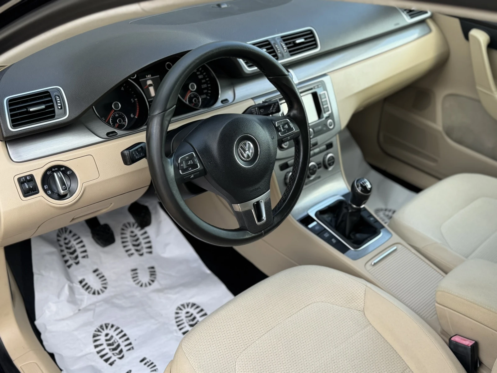 VW Passat 1.6TDI* BLUEMOTION* HIGHLINE*  - изображение 9