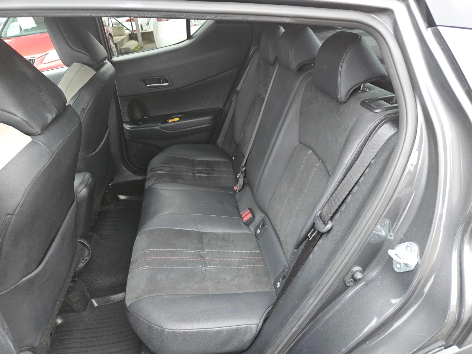 Toyota C-HR 2.0Hibrid/GR-Sport/CARPLAY/// | Mobile.bg   16