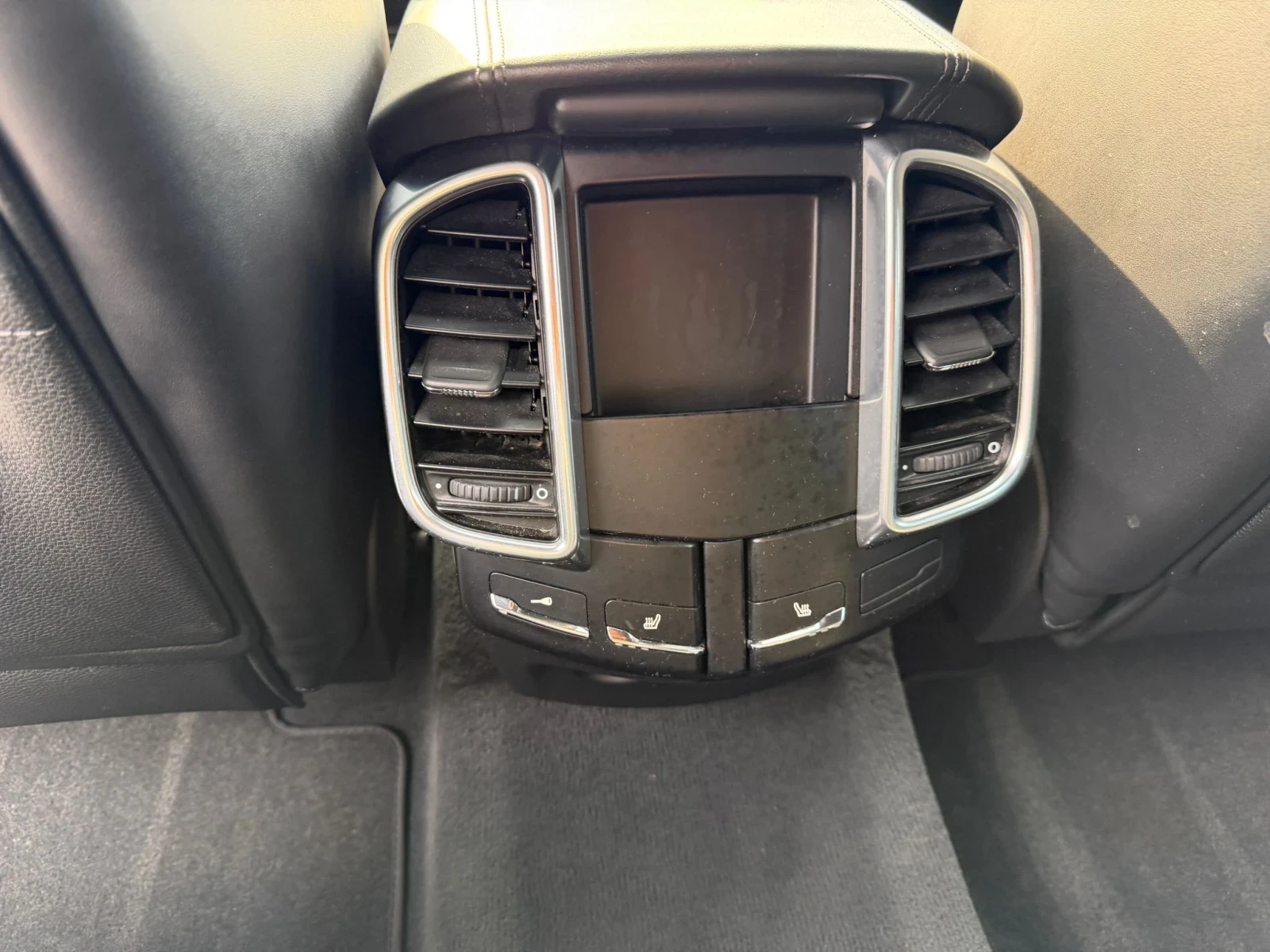 Porsche Cayenne, снимка 11 - Автомобили и джипове - 53799616