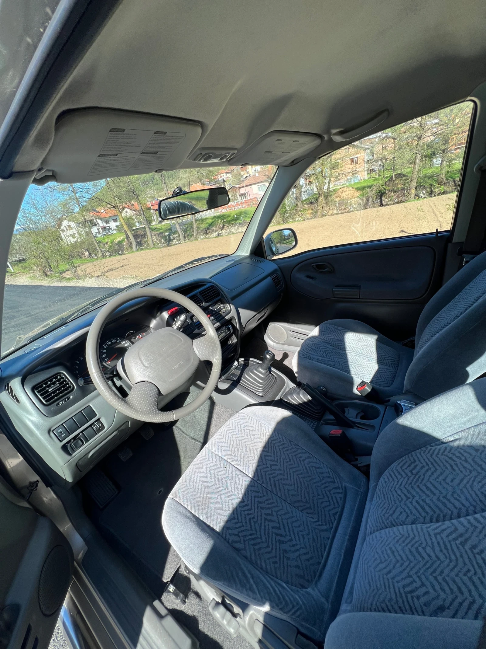 Suzuki Grand vitara 1.6 Климатик* Роубар* Степенки* Холандия, снимка 8 - Автомобили и джипове - 54410044