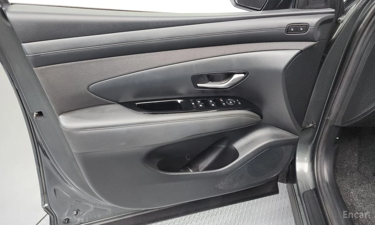 Hyundai Tucson 1.6* TURBO* PREMIUM* ПОДГРЕВ* ОБДУХВАНЕ* КАМЕРА* , снимка 6 - Автомобили и джипове - 55027506