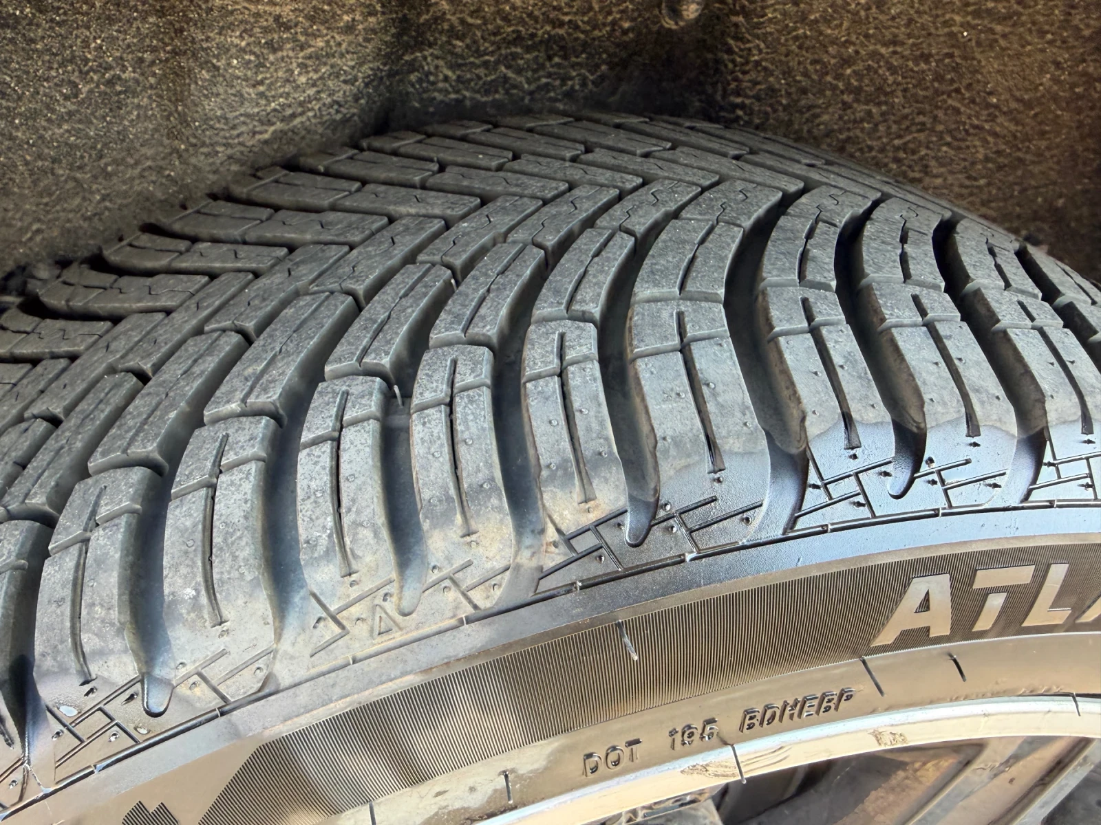 Mercedes-Benz GLA 220 FACE* AMG* ПАНОРАМА* БЯЛ* КАМЕРА, снимка 12 - Автомобили и джипове - 55063025