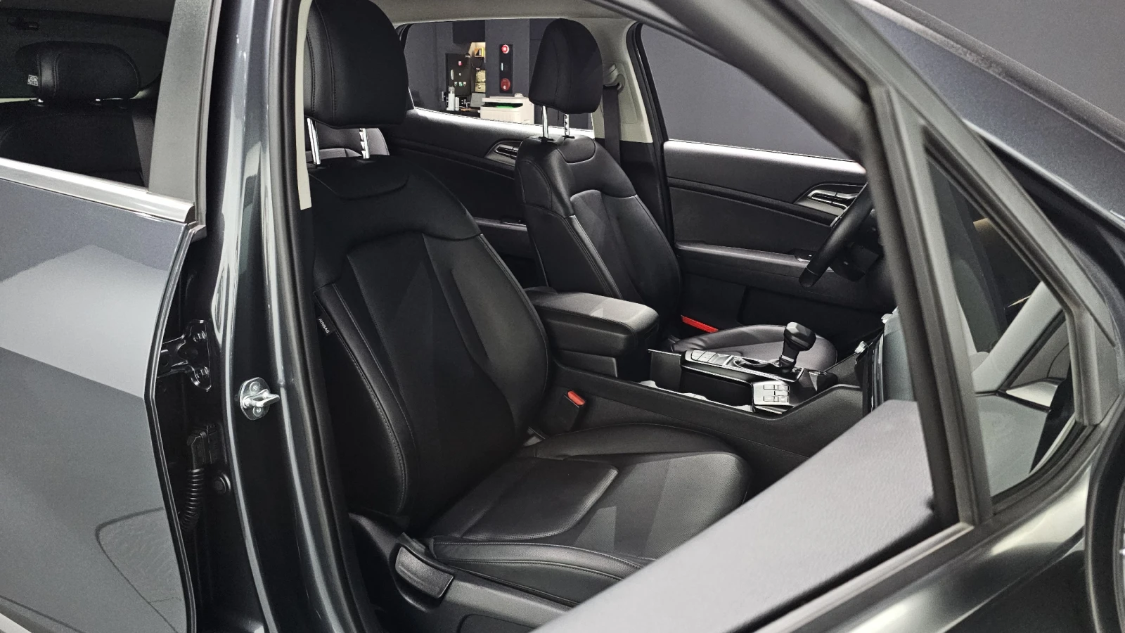 Kia Sportage 2025* PERSTIGE* 4X4* DIS* �����* ������ ���� | Mobile.bg � ����������� 14