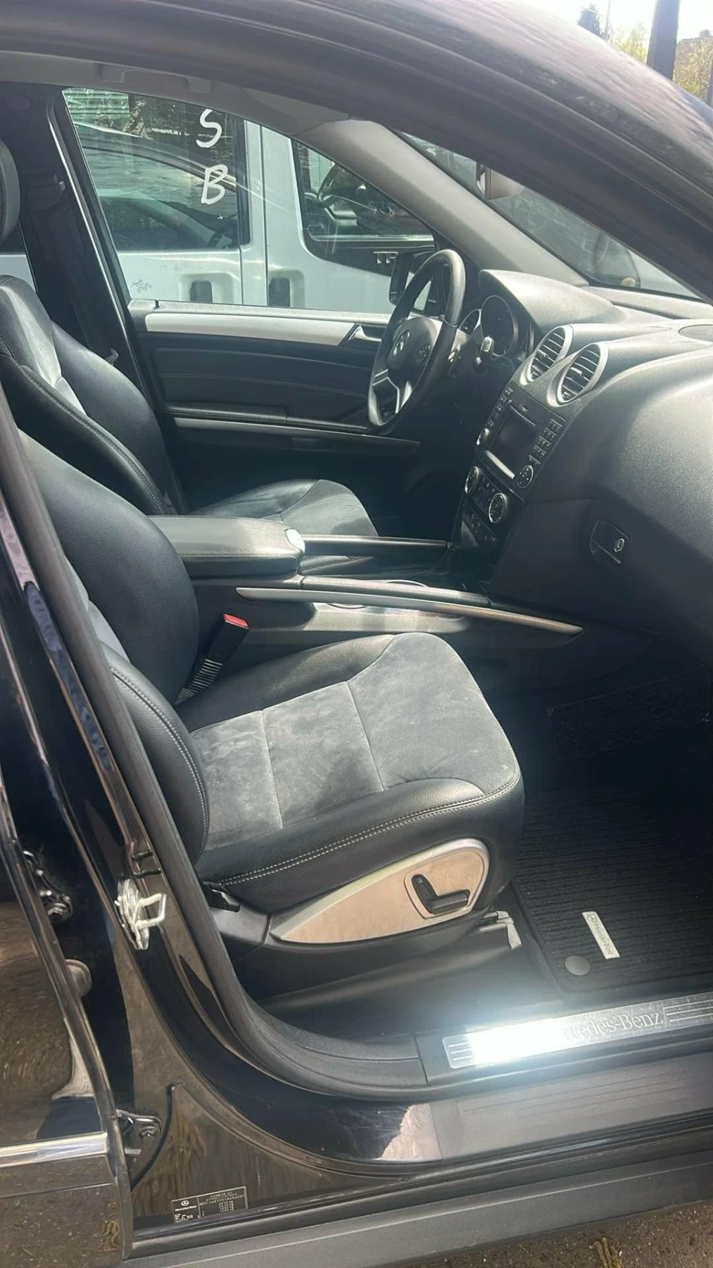 Mercedes-Benz ML 350, снимка 3 - Автомобили и джипове - 56108253