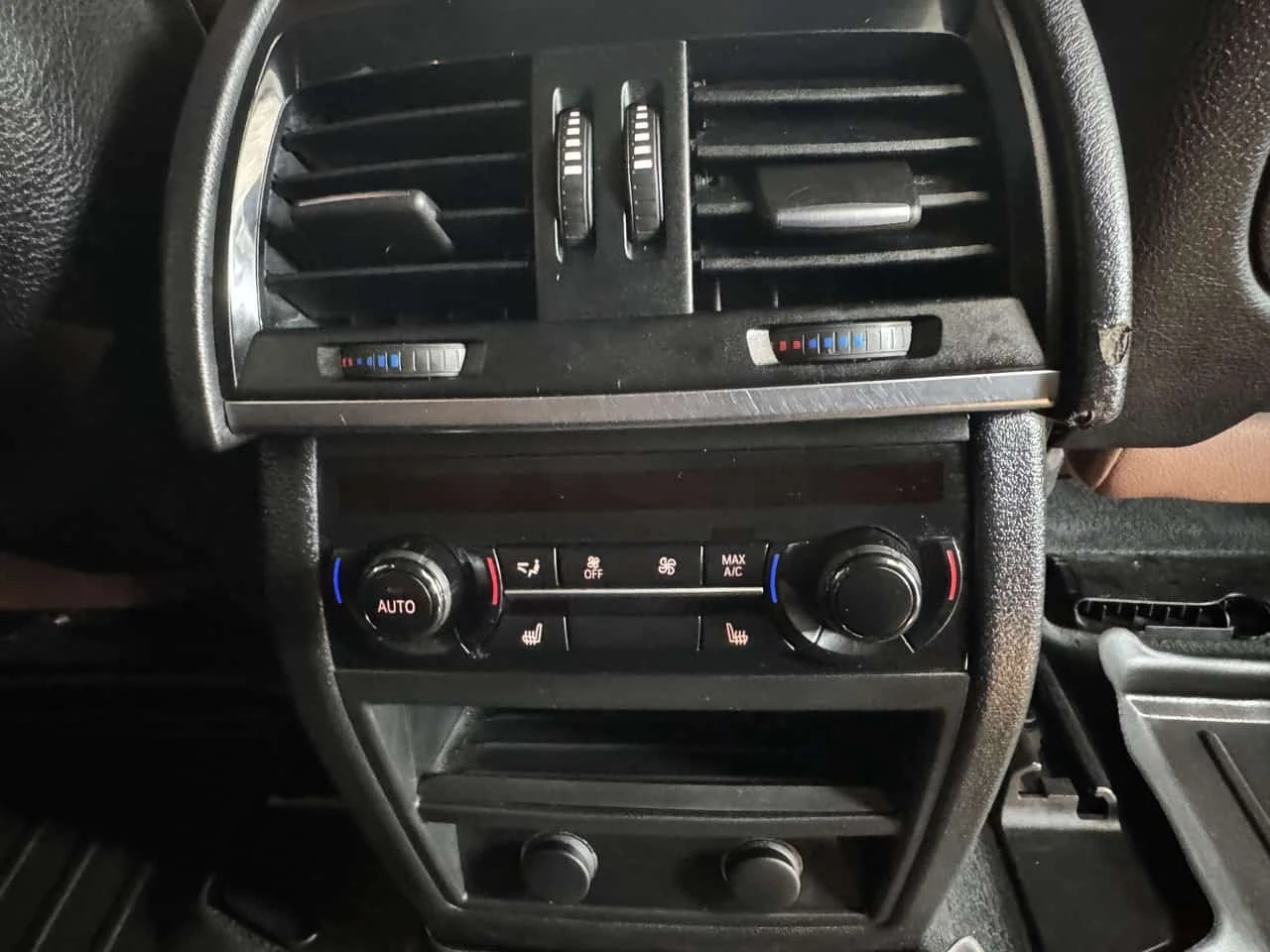 BMW X5 * xDrive35i * CARFAX * H/K ����� * � ����� *   | Mobile.bg � ����������� 13