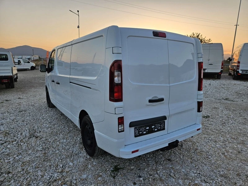 Opel Vivaro Евро 6, Клима , ДВЕ странични врати, снимка 3 - Бусове и автобуси - 42169326