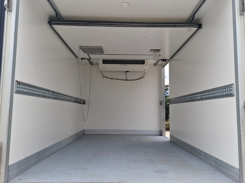 Iveco Daily Euro6B/220V/Климатик, снимка 12 - Камиони - 52139143