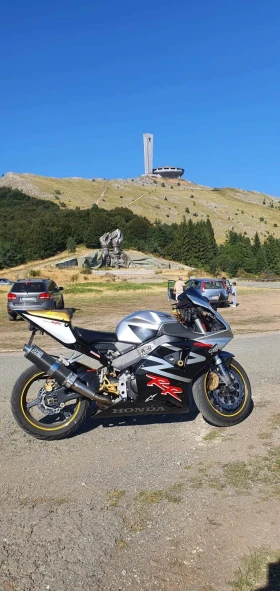 Обява за продажба на Honda Cbr CBR954RR ~5 500 лв. - изображение 2