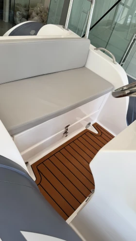 Надуваема лодка Ranieri luxury RIB, снимка 11