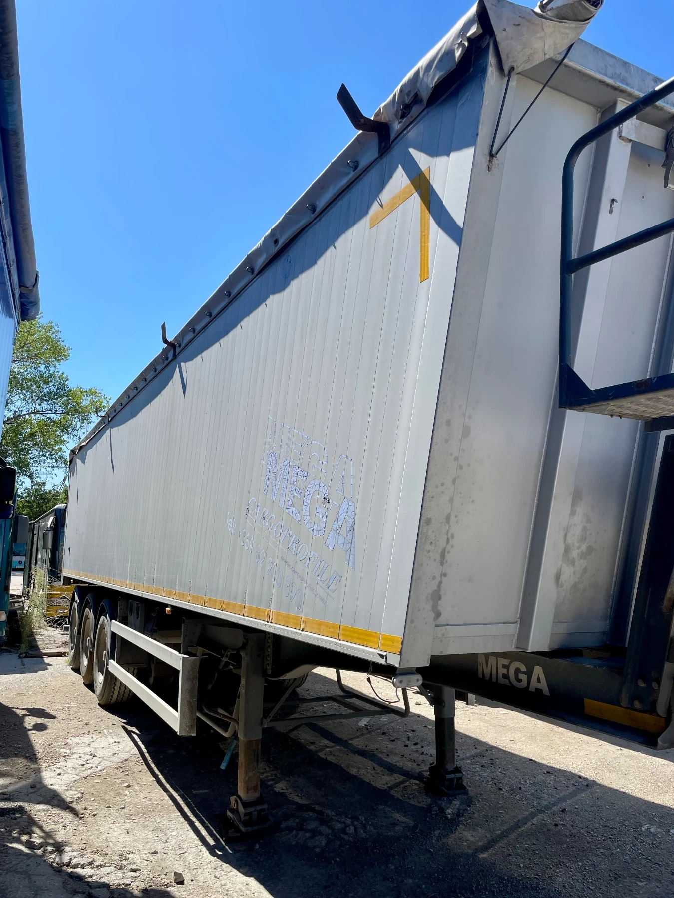 ����������� Mega MEGA 52 ���. | Mobile.bg � ����������� 1