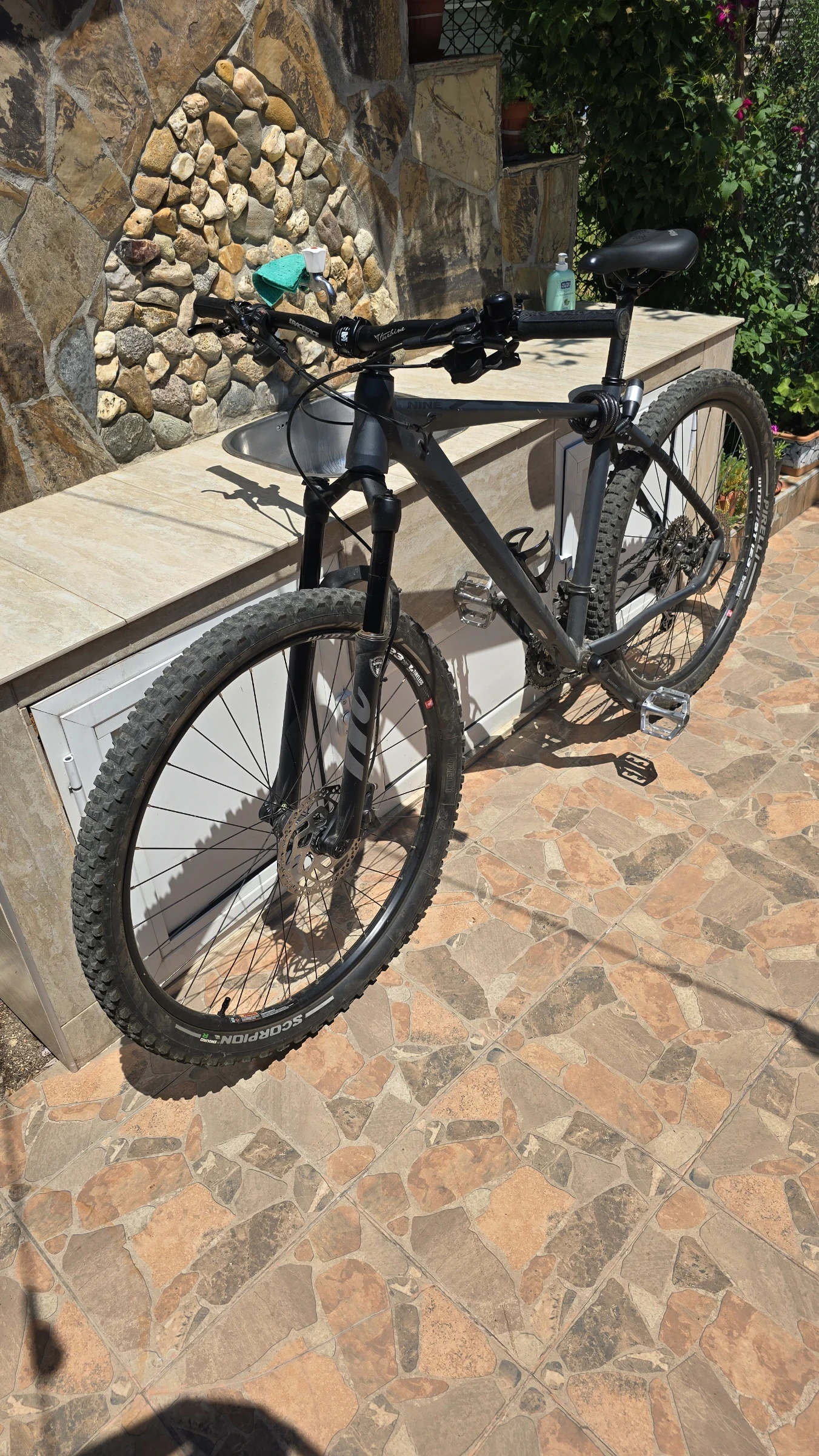  Oryx nine  | Mobile.bg   3