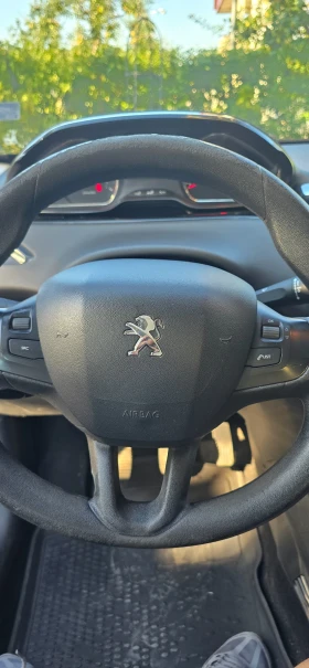 Peugeot 208 1.4 бензин, снимка 6