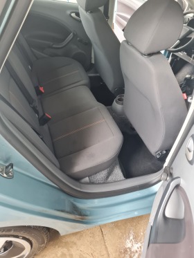 Seat Ibiza 1.2i, снимка 13 - Автомобили и джипове - 44041231