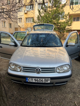 VW Golf, снимка 1 - Автомобили и джипове - 45682035