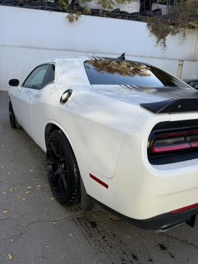 Dodge Challenger 5.7 Shaker, снимка 4