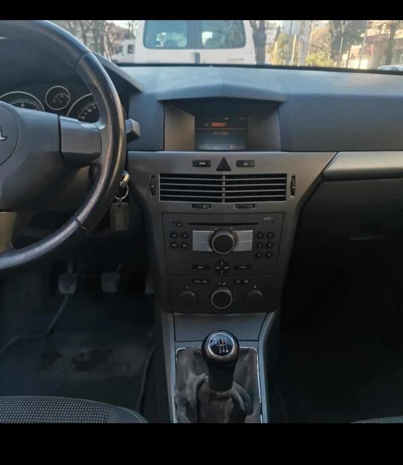 Opel Astra 1.9, снимка 5 - Автомобили и джипове - 47608650