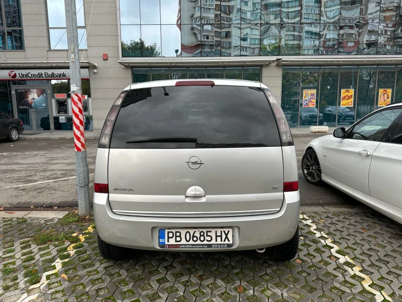 Opel Meriva, снимка 3 - Автомобили и джипове - 47642962