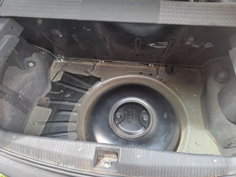 Opel Corsa C, снимка 6 - Автомобили и джипове - 52472485