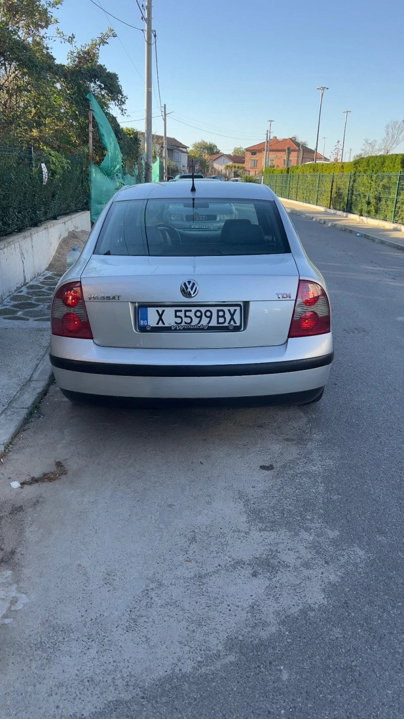 VW Passat 1.9 TDI, снимка 4 - Автомобили и джипове - 51869443