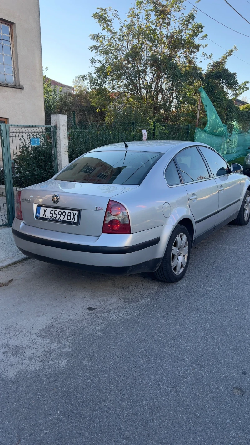 VW Passat 1.9 TDI, снимка 6 - Автомобили и джипове - 51869443