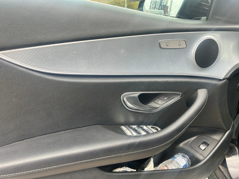 Mercedes-Benz E 200, снимка 12 - Автомобили и джипове - 52319279