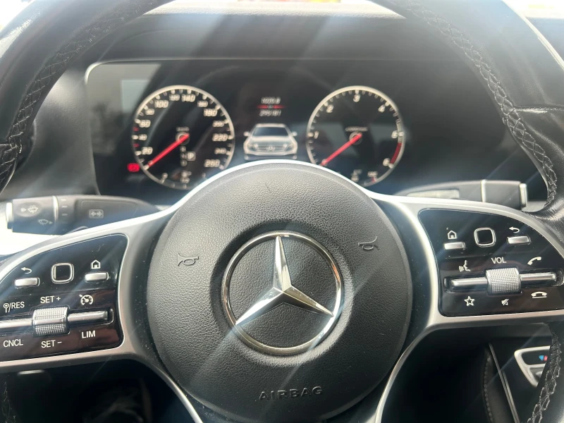 Mercedes-Benz E 200, снимка 14 - Автомобили и джипове - 52319279