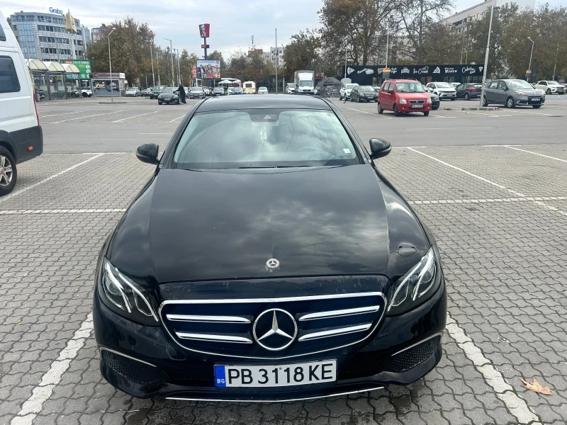Mercedes-Benz E 200, снимка 3 - Автомобили и джипове - 52319279