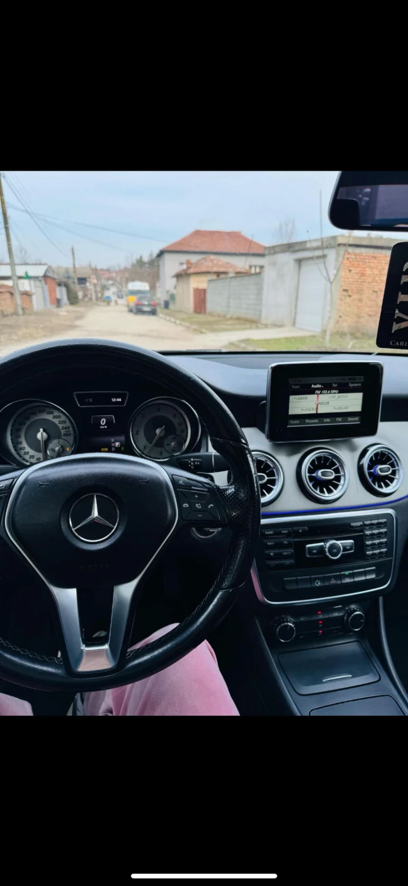 Mercedes-Benz CLA, снимка 4 - Автомобили и джипове - 52332451