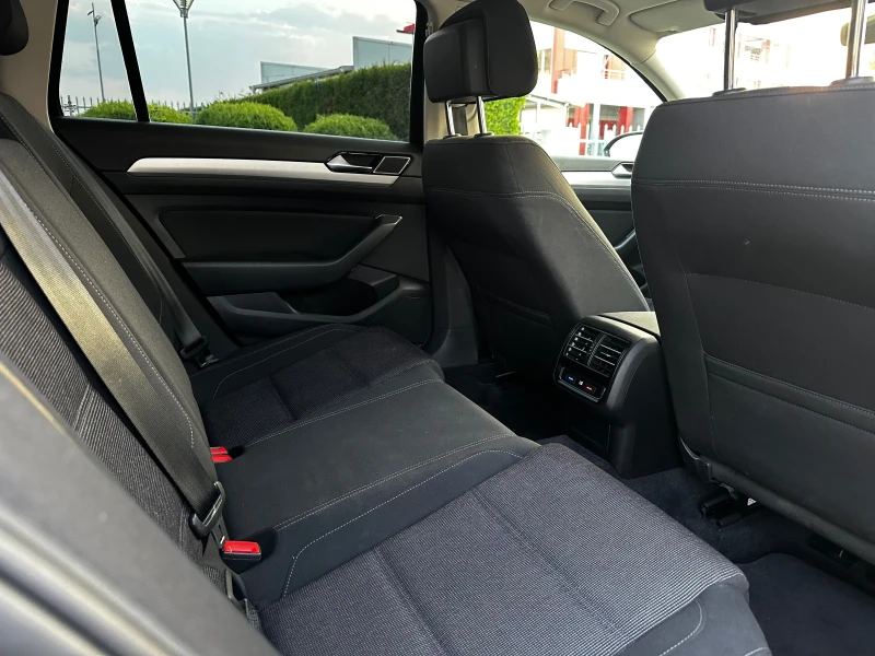 VW Passat 2.0D 150kc DSG, снимка 10 - Автомобили и джипове - 52586065