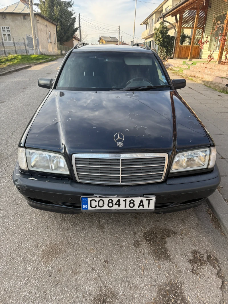 Mercedes-Benz 220, снимка 2 - Автомобили и джипове - 52814775