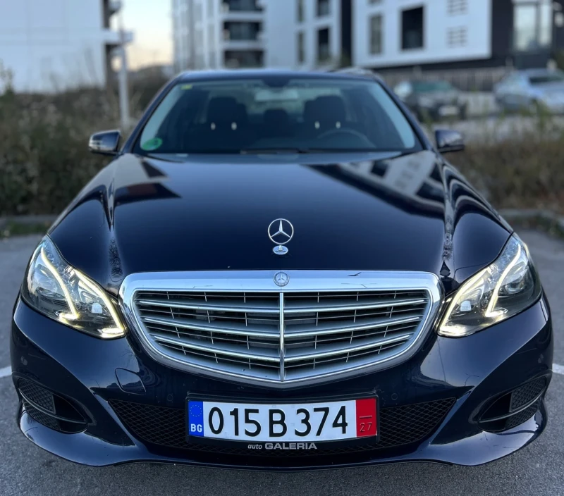 Mercedes-Benz E 220 FULL LED, снимка 4 - Автомобили и джипове - 53007416