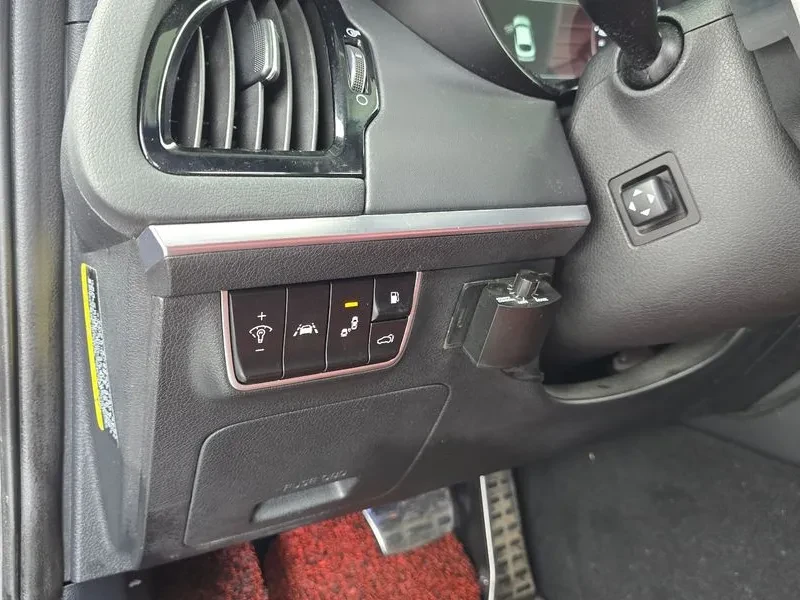 Kia Stinger 3.3 2WD GT - САМО 30% АВАНС , снимка 17 - Автомобили и джипове - 55998727