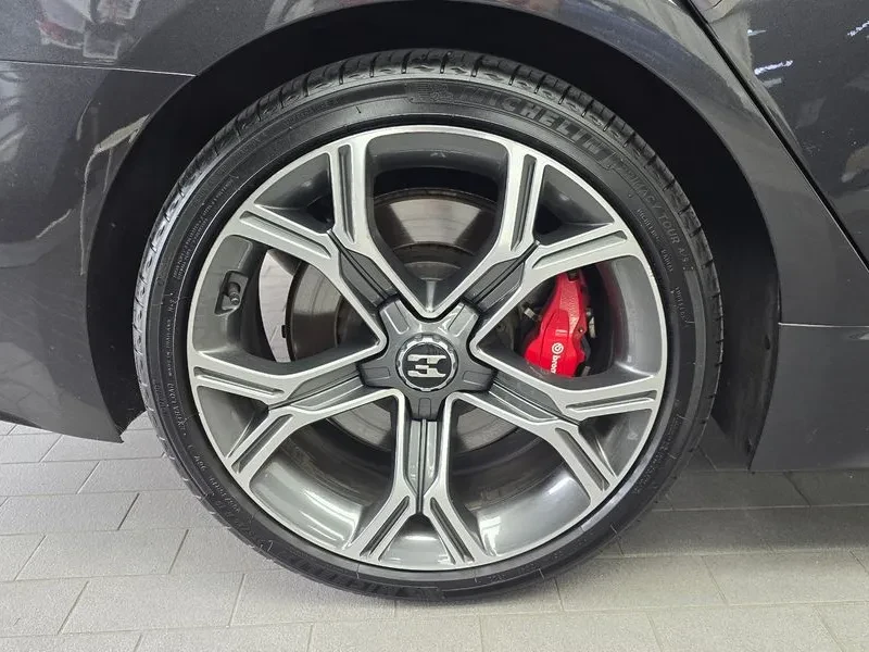 Kia Stinger 3.3 2WD GT - САМО 30% АВАНС , снимка 5 - Автомобили и джипове - 55998727