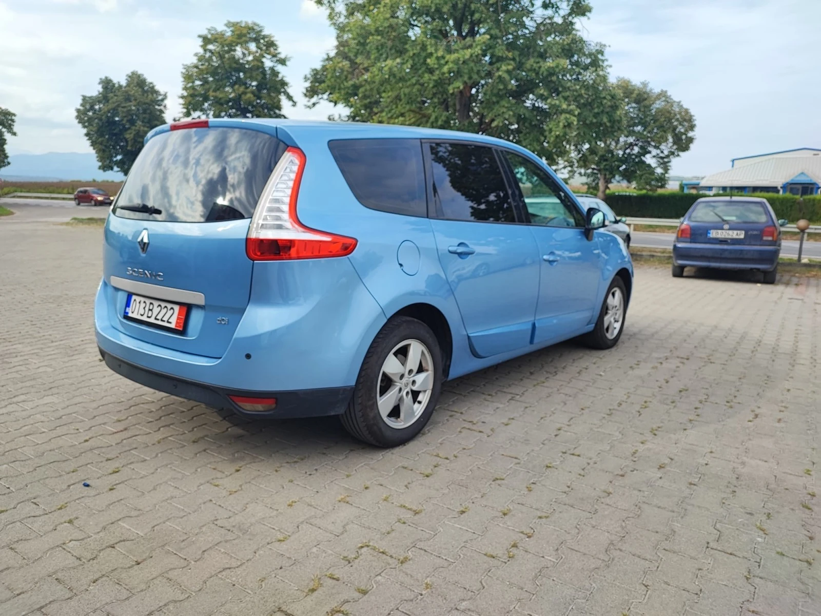 Renault Grand scenic 1.9DCI 6+ 1места 131hp - изображение 8