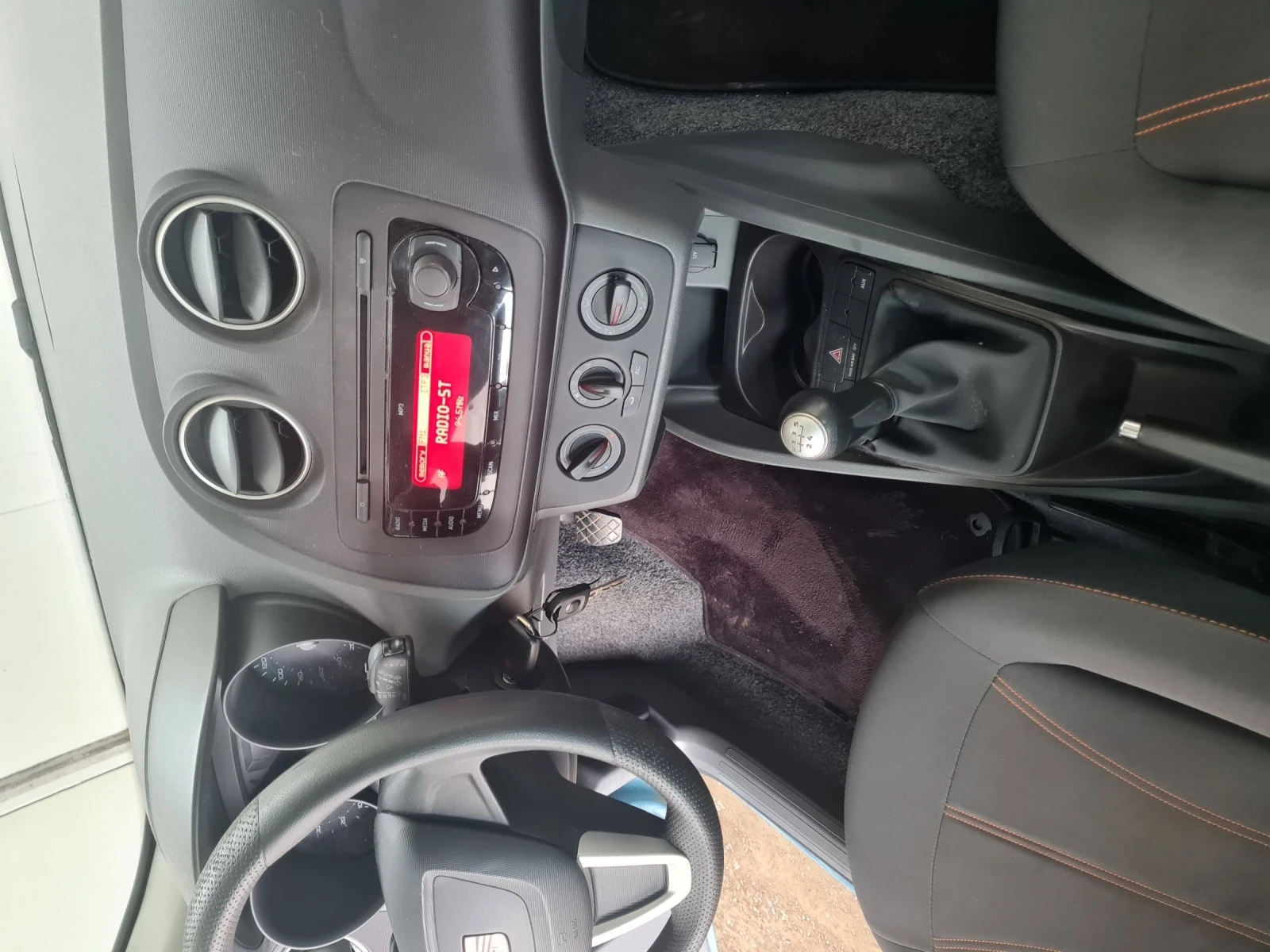 Seat Ibiza 1.2i | Mobile.bg — изображение 11