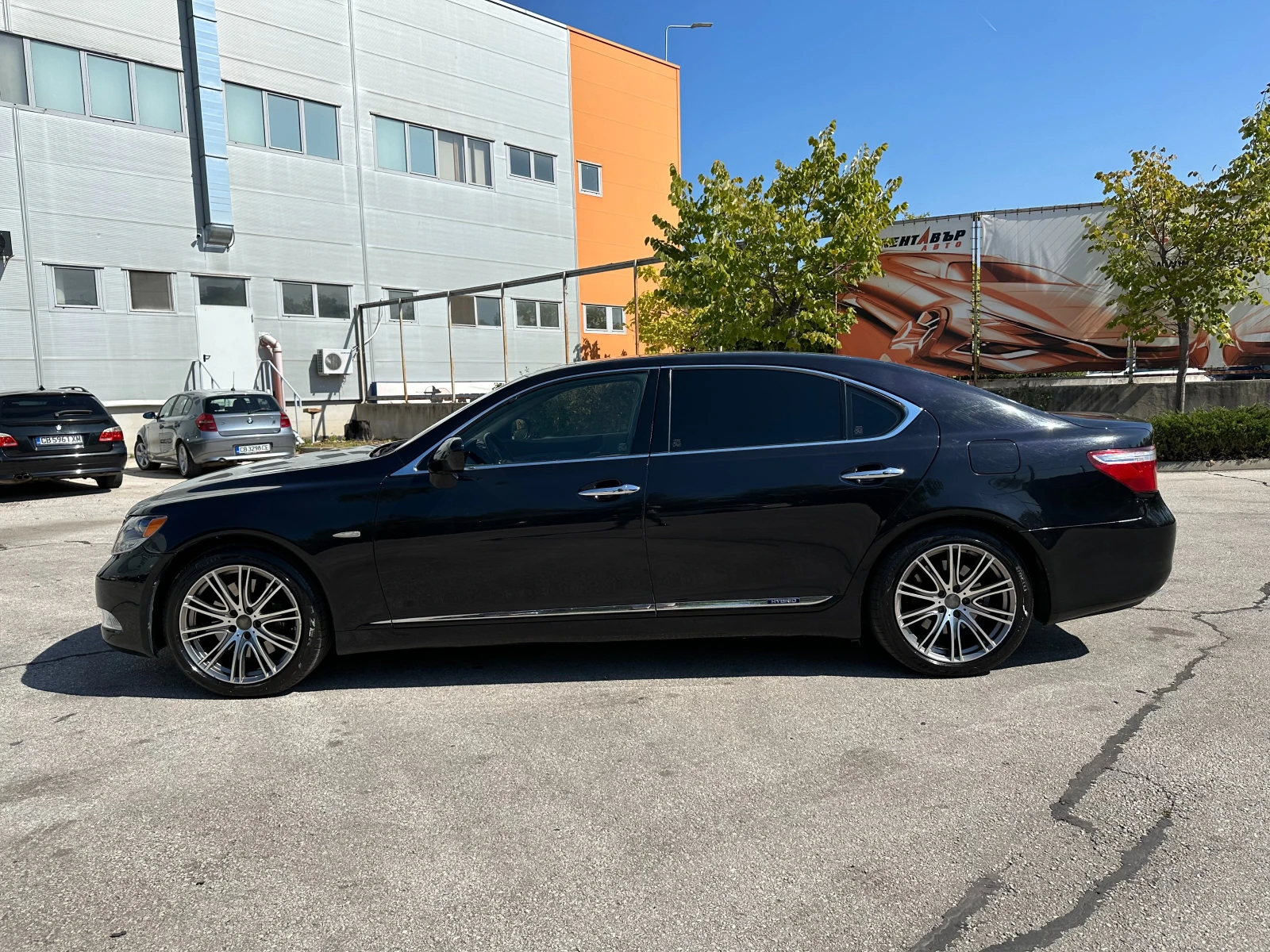 Lexus LS 600 L President Hybrid - изображение 2