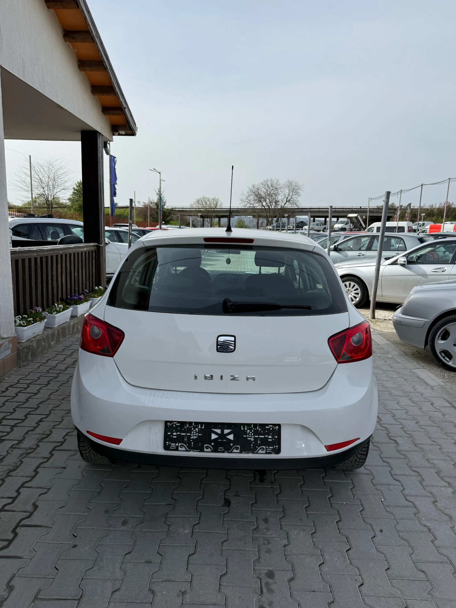 Seat Ibiza 1.4* Нов внос* Реална* Топ* Клима*  - изображение 7