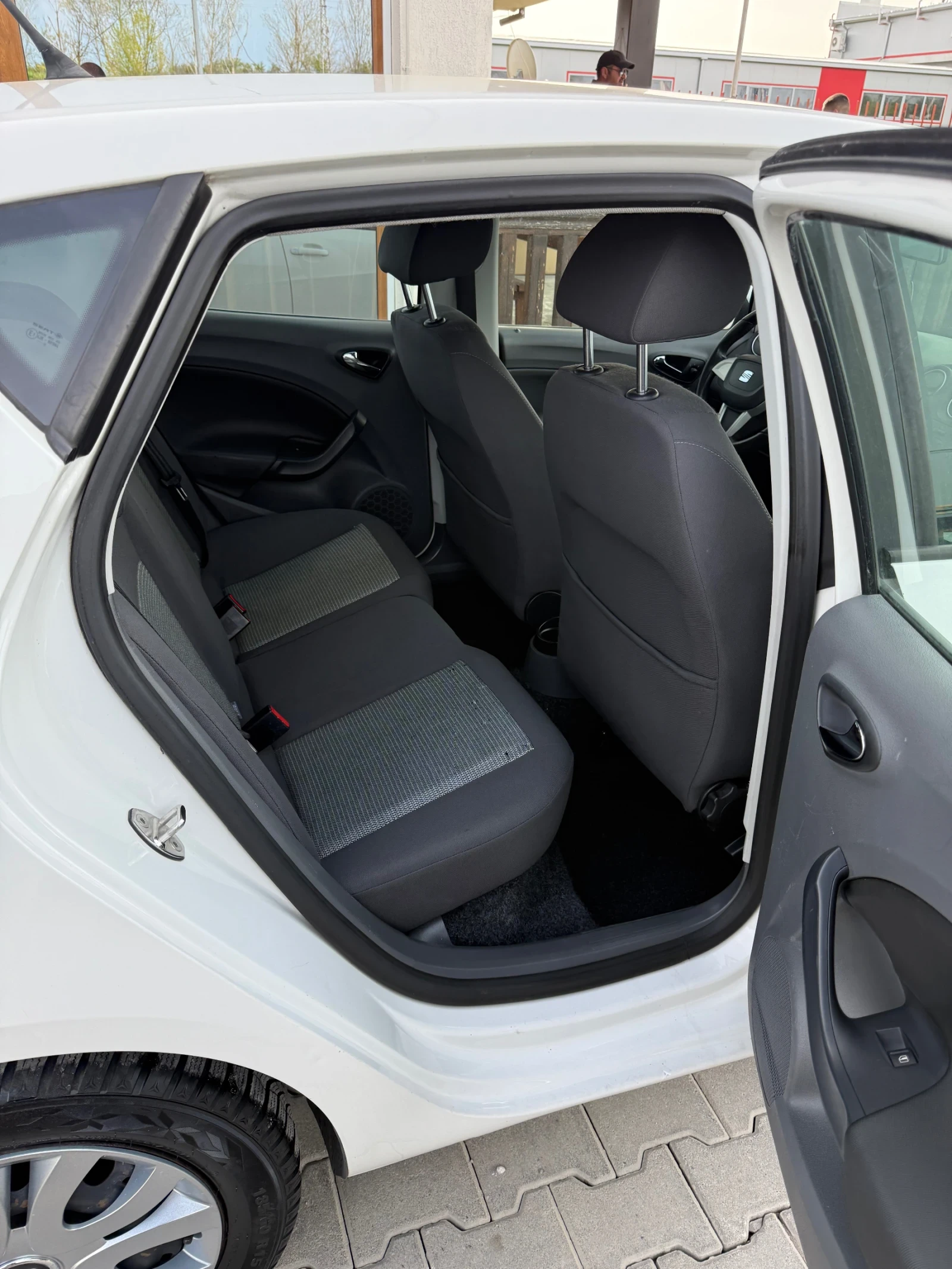 Seat Ibiza 1.4* Нов внос* Реална* Топ* Клима*  - изображение 5